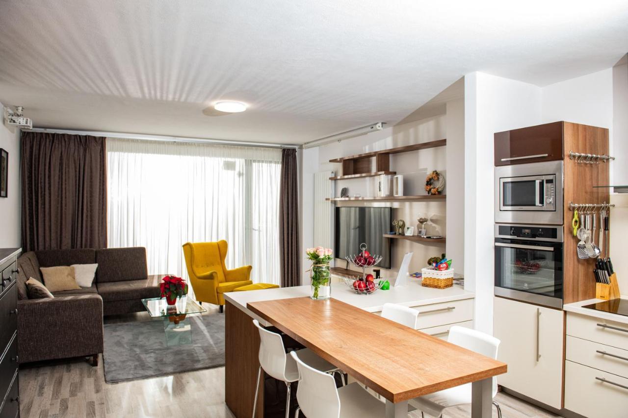 Forest Park Garden Apartment Bratislava Esterno foto