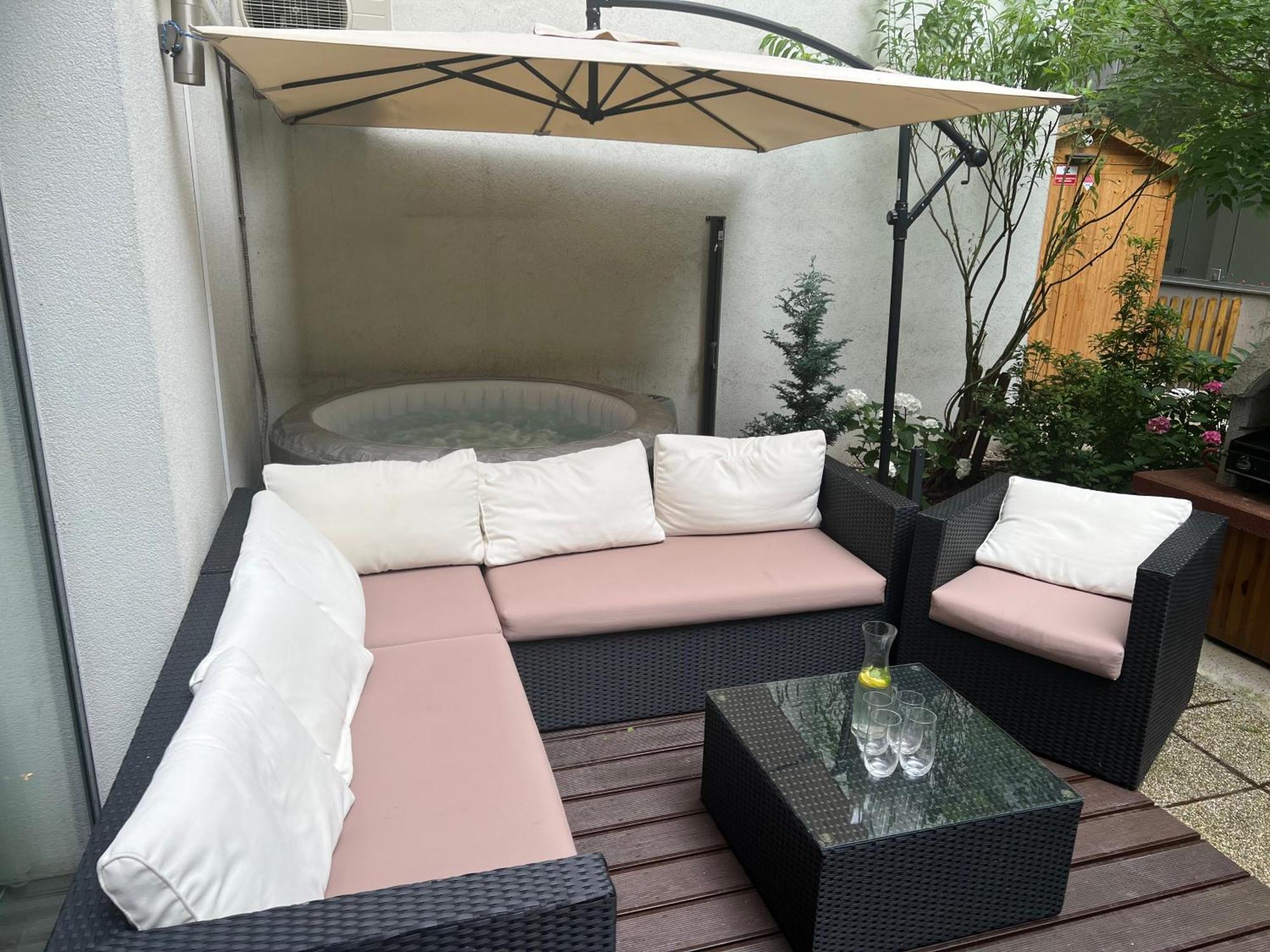 Forest Park Garden Apartment Bratislava Esterno foto